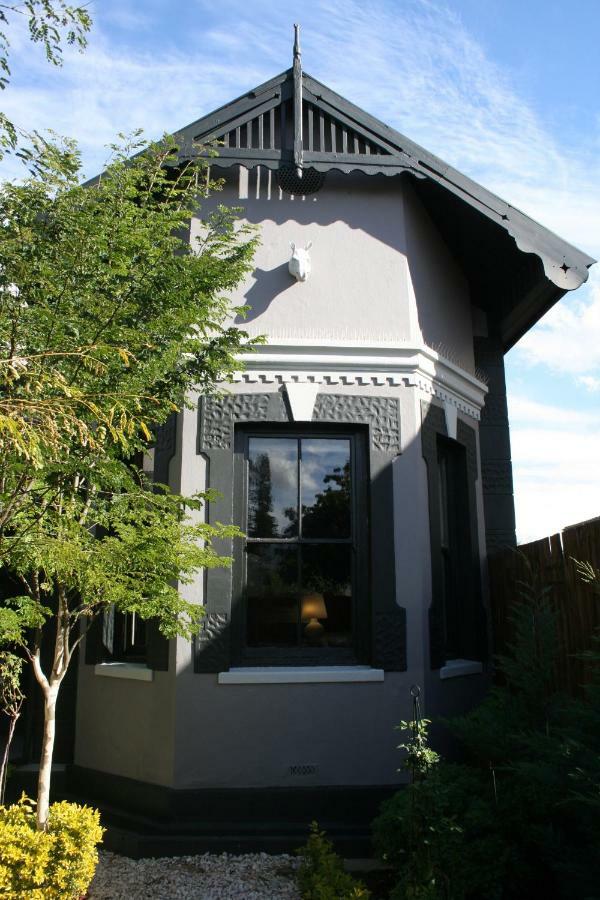 The Black House Vila Robertson Exterior foto